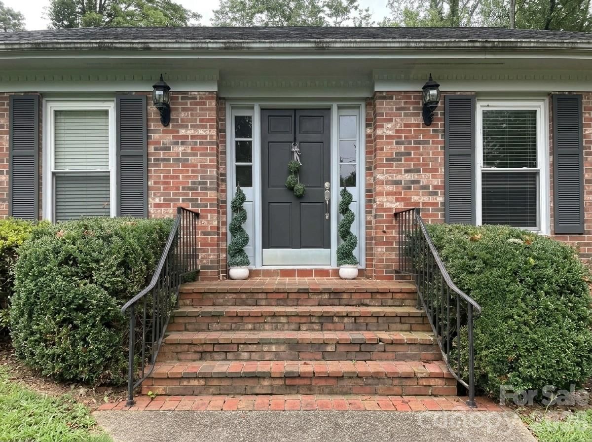 174 New Market Road, Tryon, NC 28782 - Photo 2