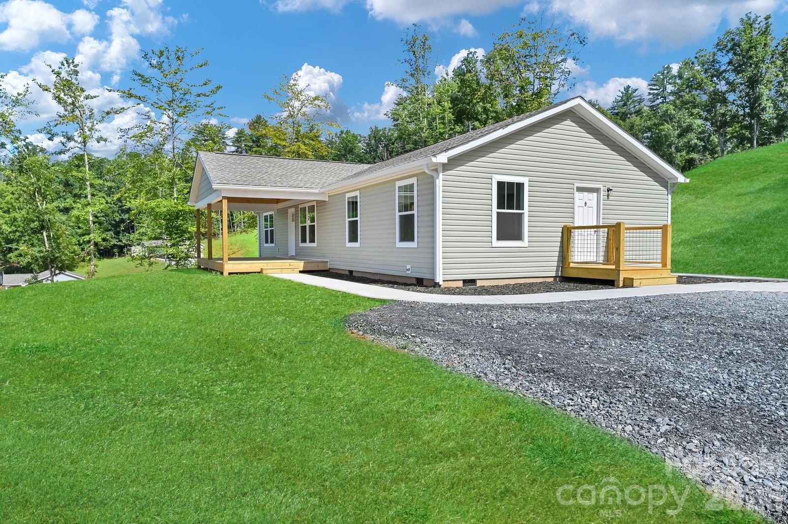 35 Rutledge Lane, Mars Hill, NC 28753 - Photo 2