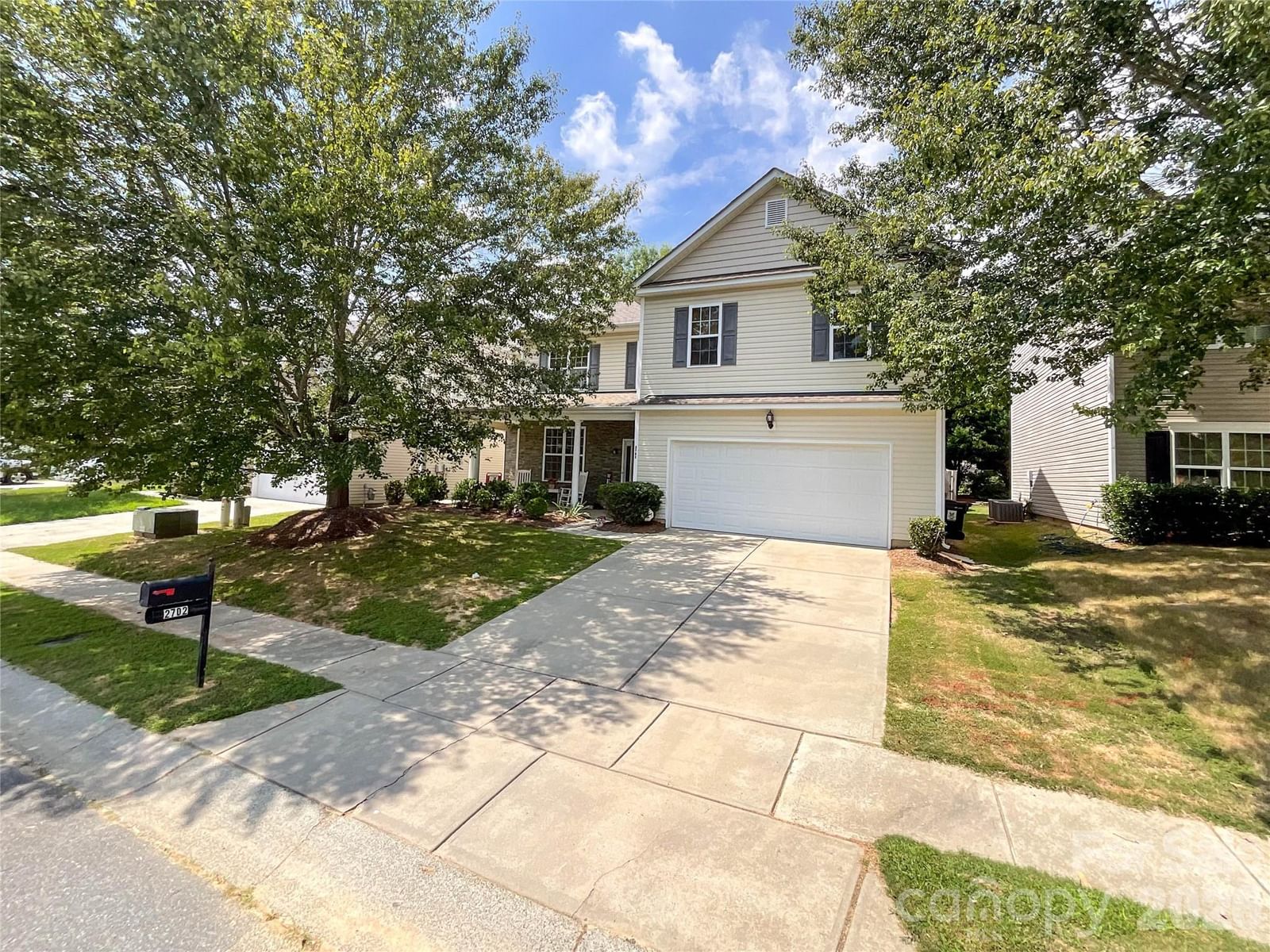 2702 Piersland Drive, Matthews, NC 28104 - Photo 2