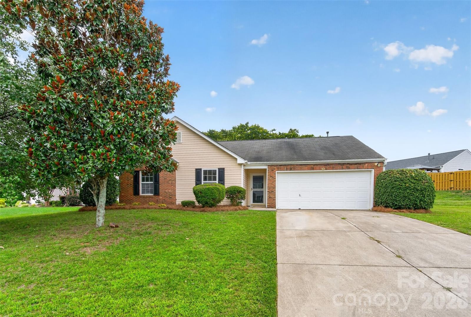 5733 Cardington Court, Charlotte, NC 28216 - Photo 2