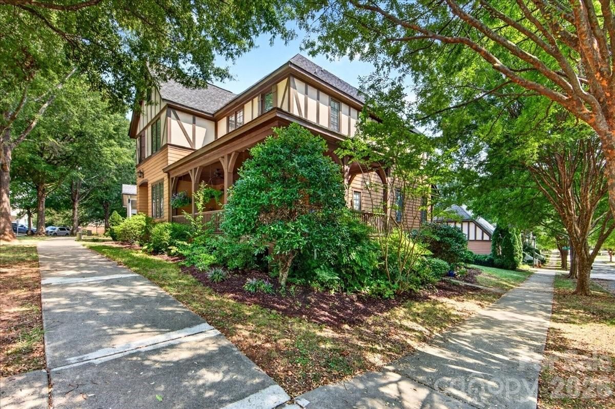 2049 Lexington Street, Belmont, NC 28012 - Photo 2