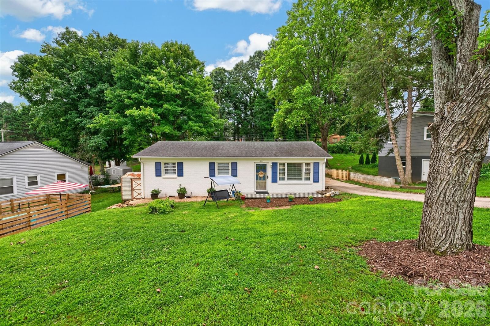 1063 14th Avenue, Hickory, NC 28601