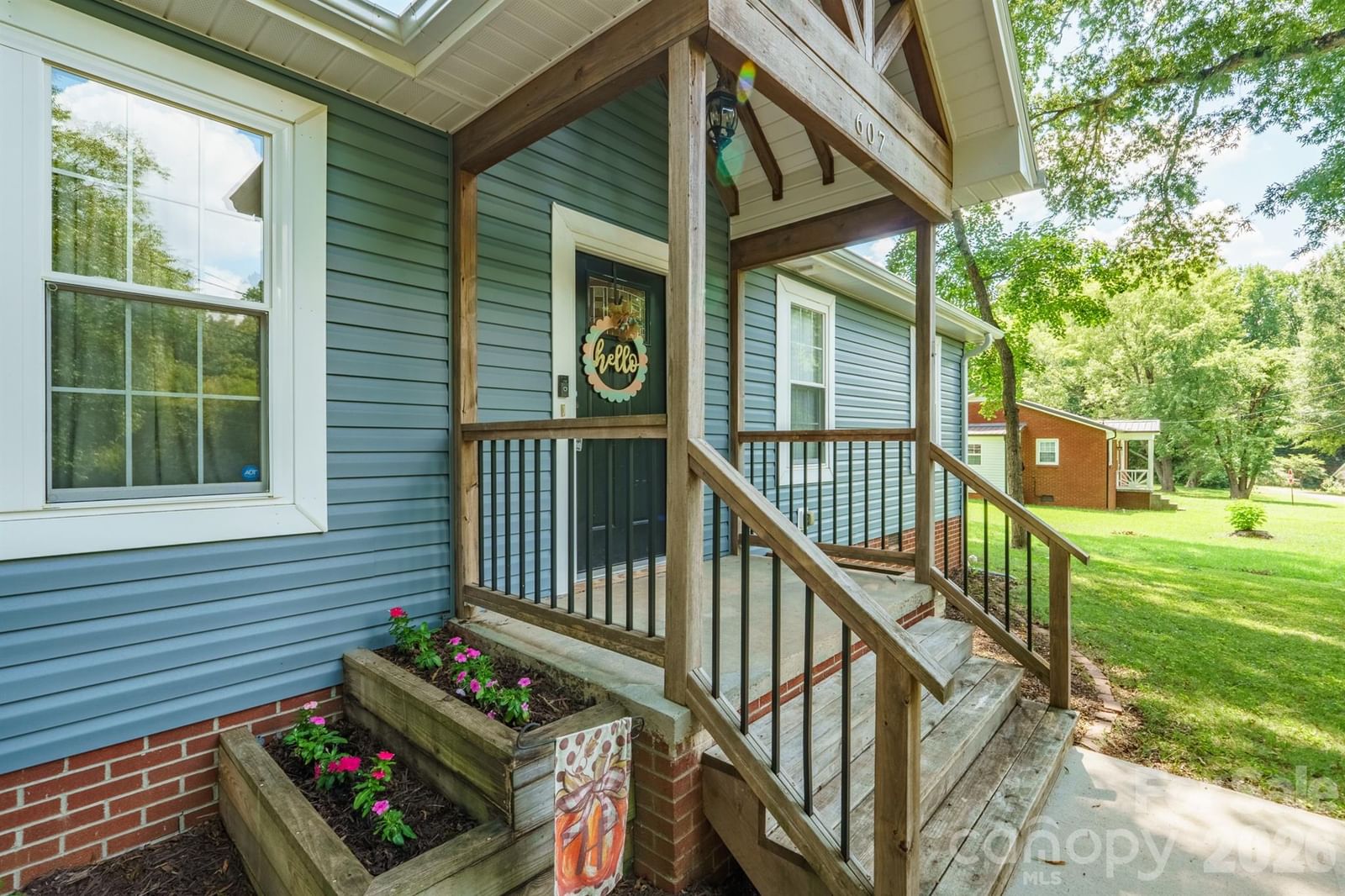 607 17th Street, Newton, NC 28658 - Photo 5