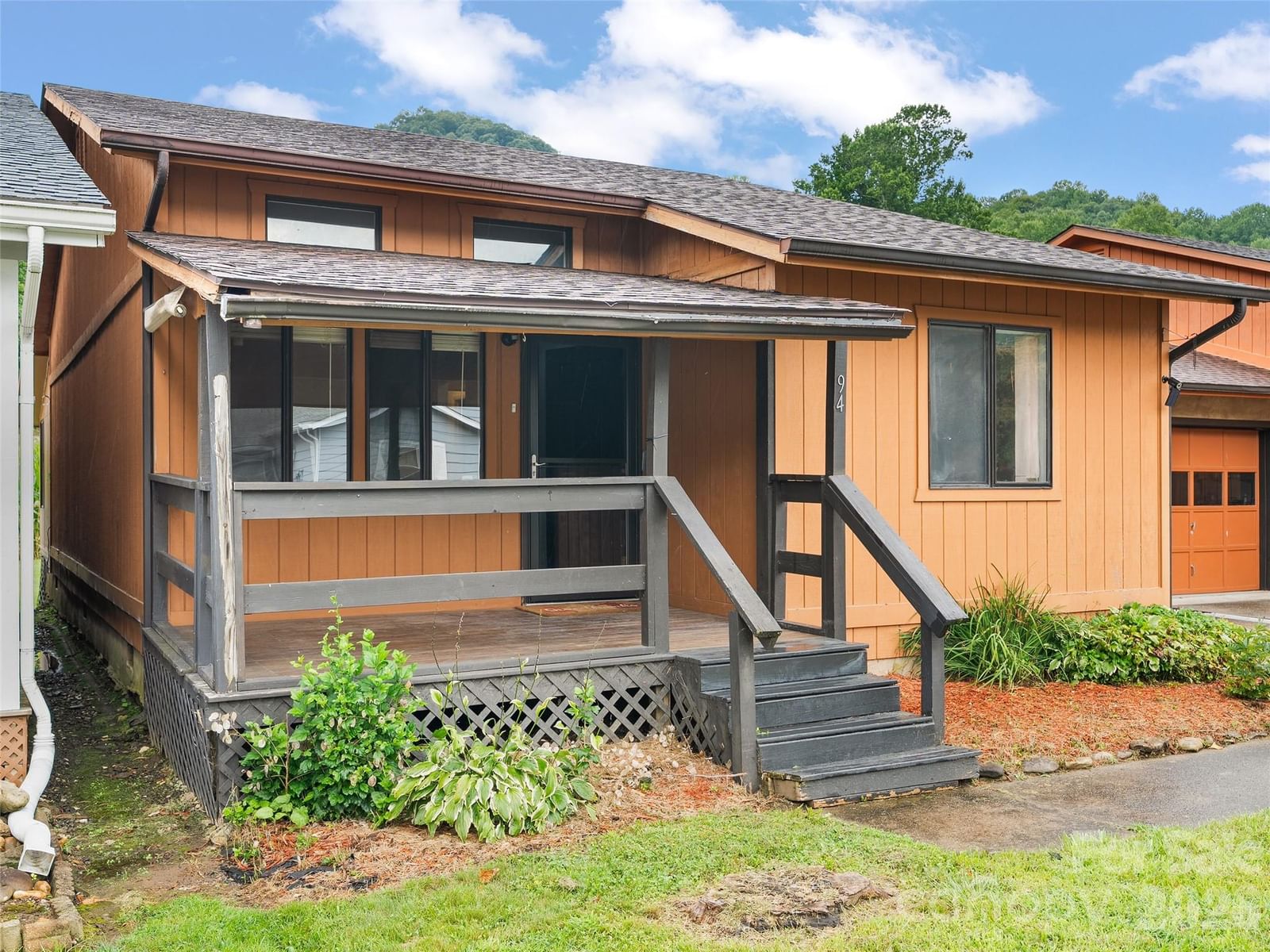 94 Market Street, Maggie Valley, NC 28751
