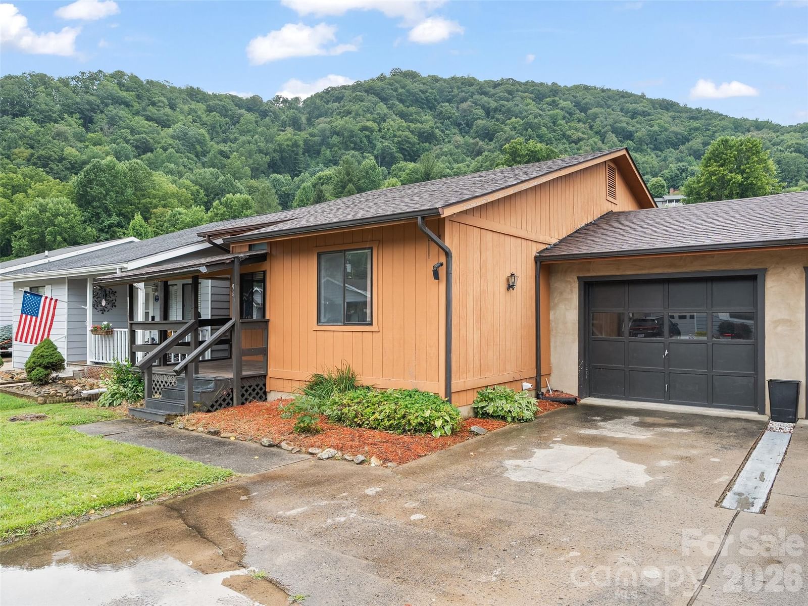 94 Market Street, Maggie Valley, NC 28751 - Photo 2