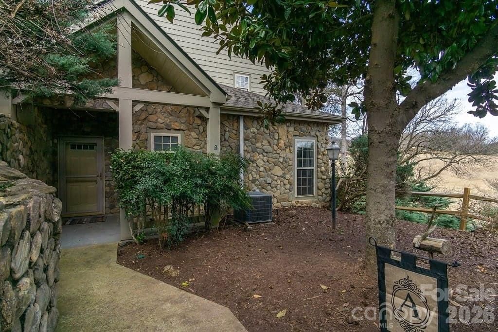 162 Stonecrest Court, Lake Lure, NC 28746 - Photo 2