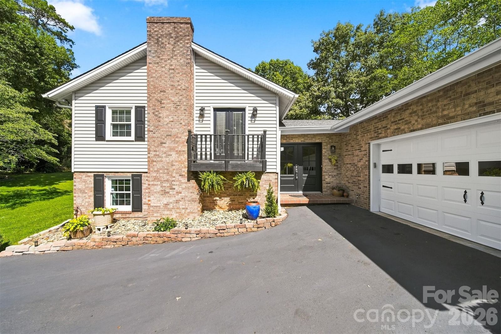 4662 Granada Hills Drive, Granite Falls, NC 28630 - Photo 3
