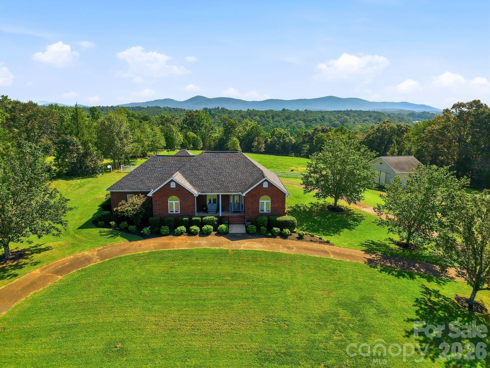 2950 Pearidge Road, Bostic, NC 28018