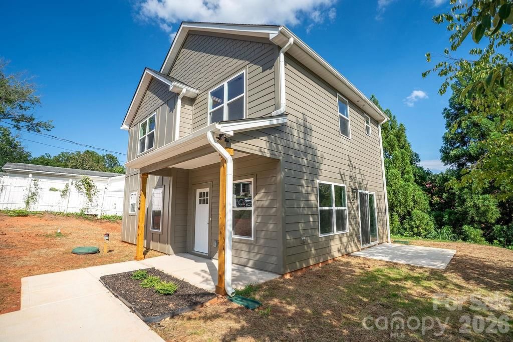 206 Prospect Street, Lenoir, NC 28645 - Photo 3