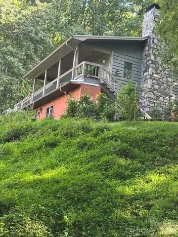 70 Calhoun Ridge Road, Waynesville, NC 28786 - Photo 2