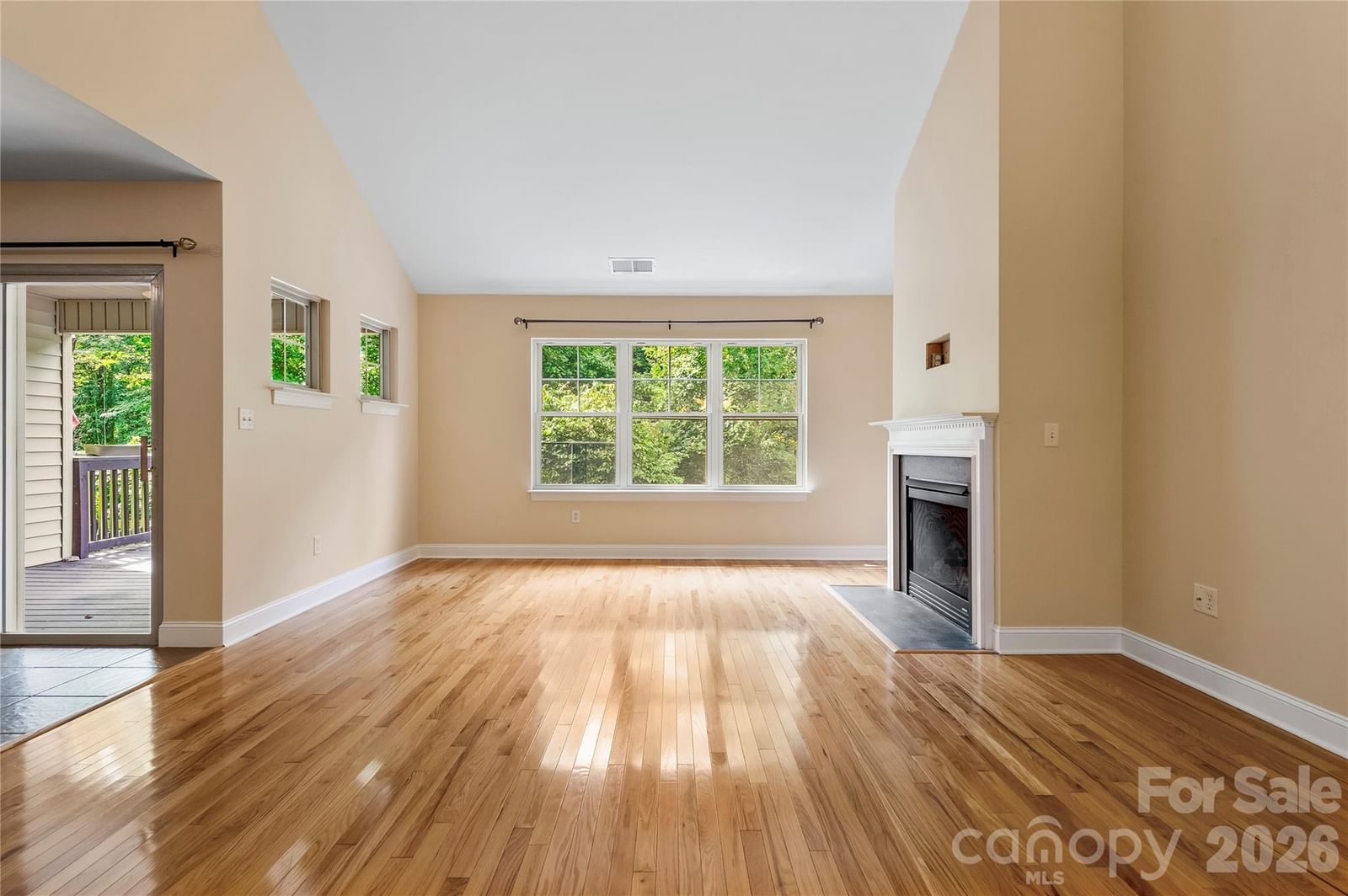 156 B Wash Creek Drive, Hendersonville, NC 28739 - Photo 5