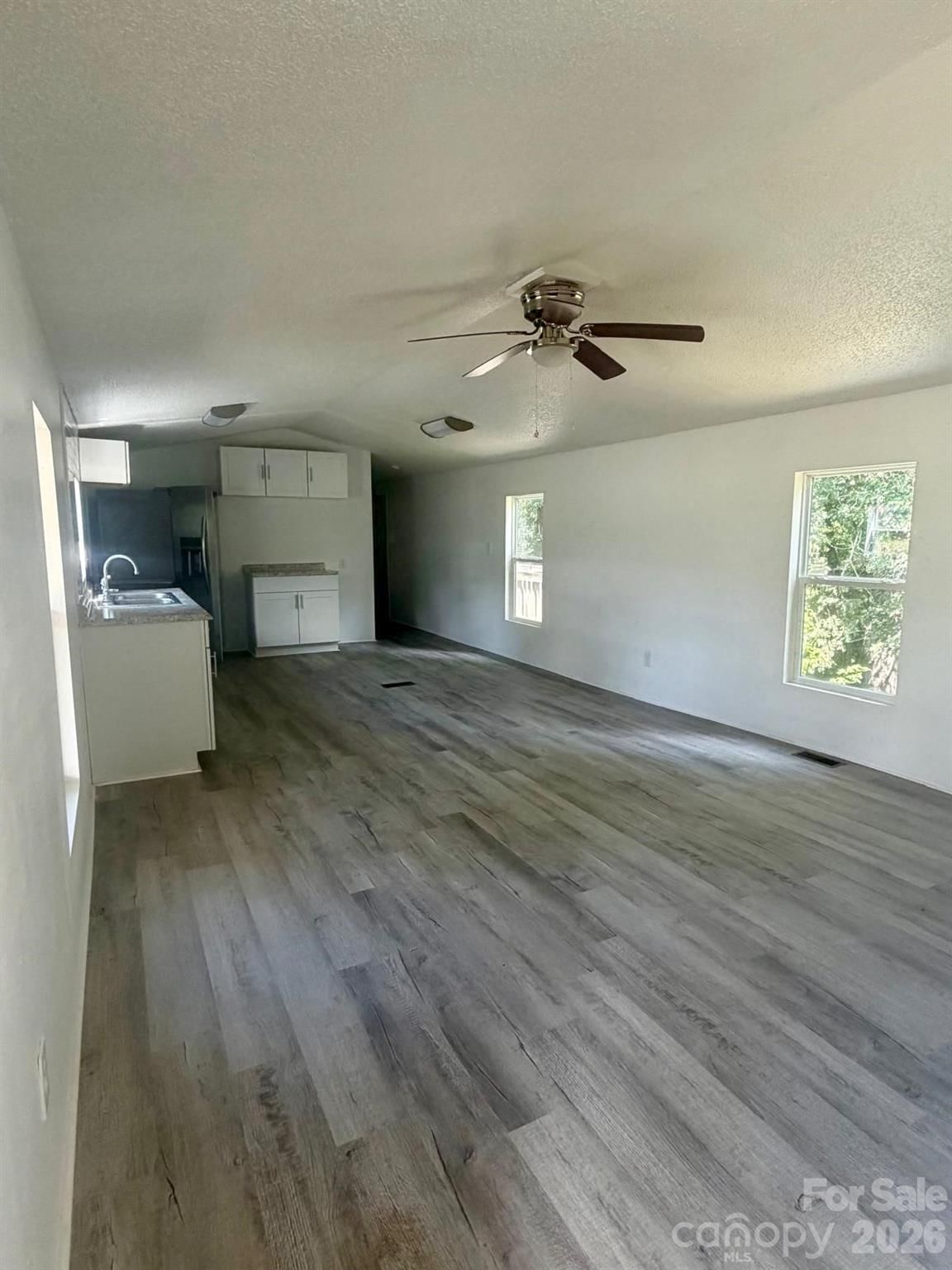 111 Cloverleaf Drive, Clover, SC 29710 - Photo 3