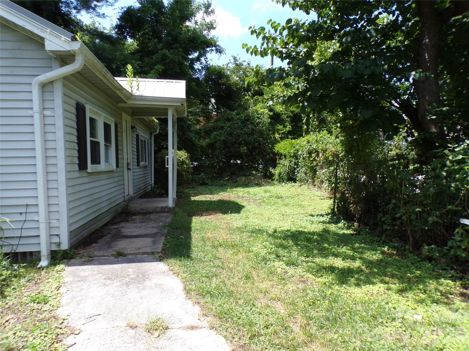 2131 Somerset Drive #441, Hendersonville, NC 28791 - Photo 3