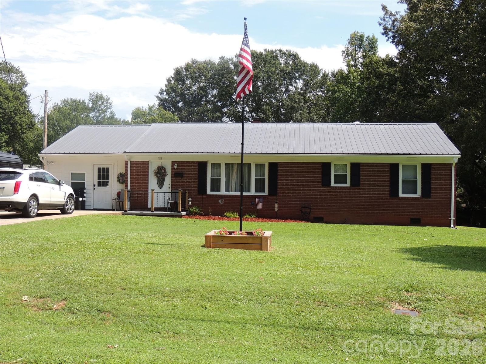 189 Westwood Drive, Forest City, NC 28043 - Photo 2