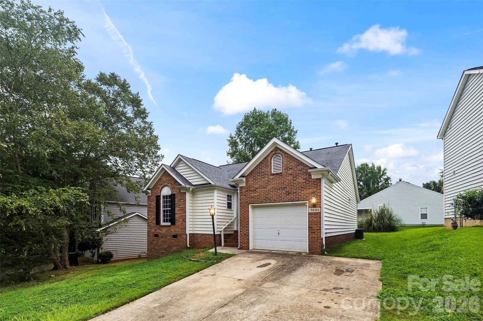 9005 Little Hampton Place, Charlotte, NC 28215 - Photo 3