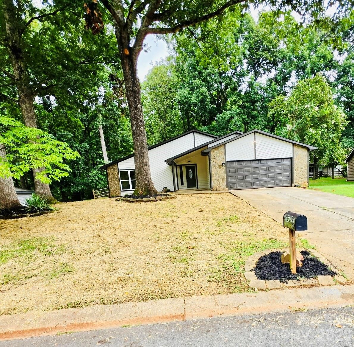 7424 Lawyers Station Drive, Mint Hill, NC 28227 - Photo 2