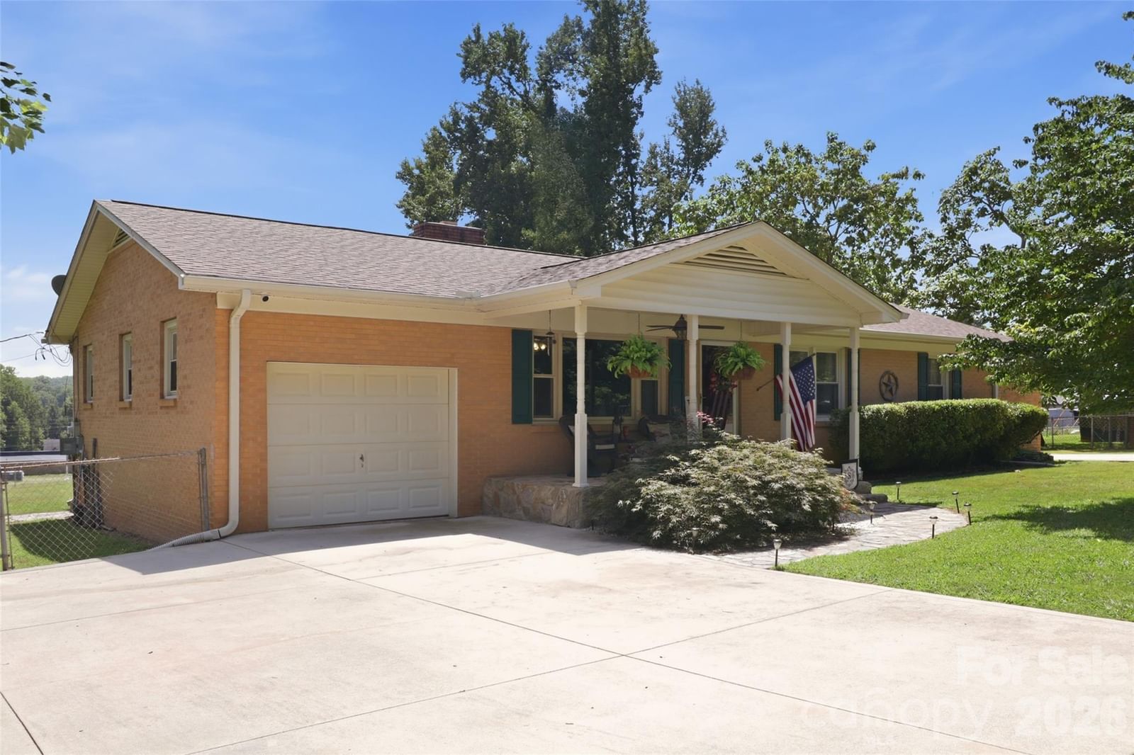 724 Hillcrest Drive, Bessemer City, NC 28016 - Photo 5