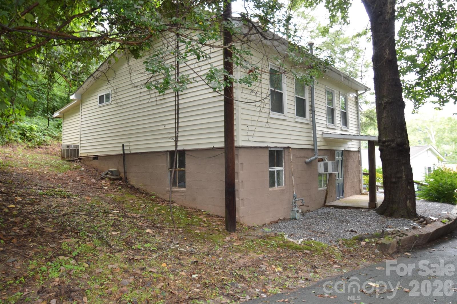 30 Porter Street, Tryon, NC 28782 - Photo 5
