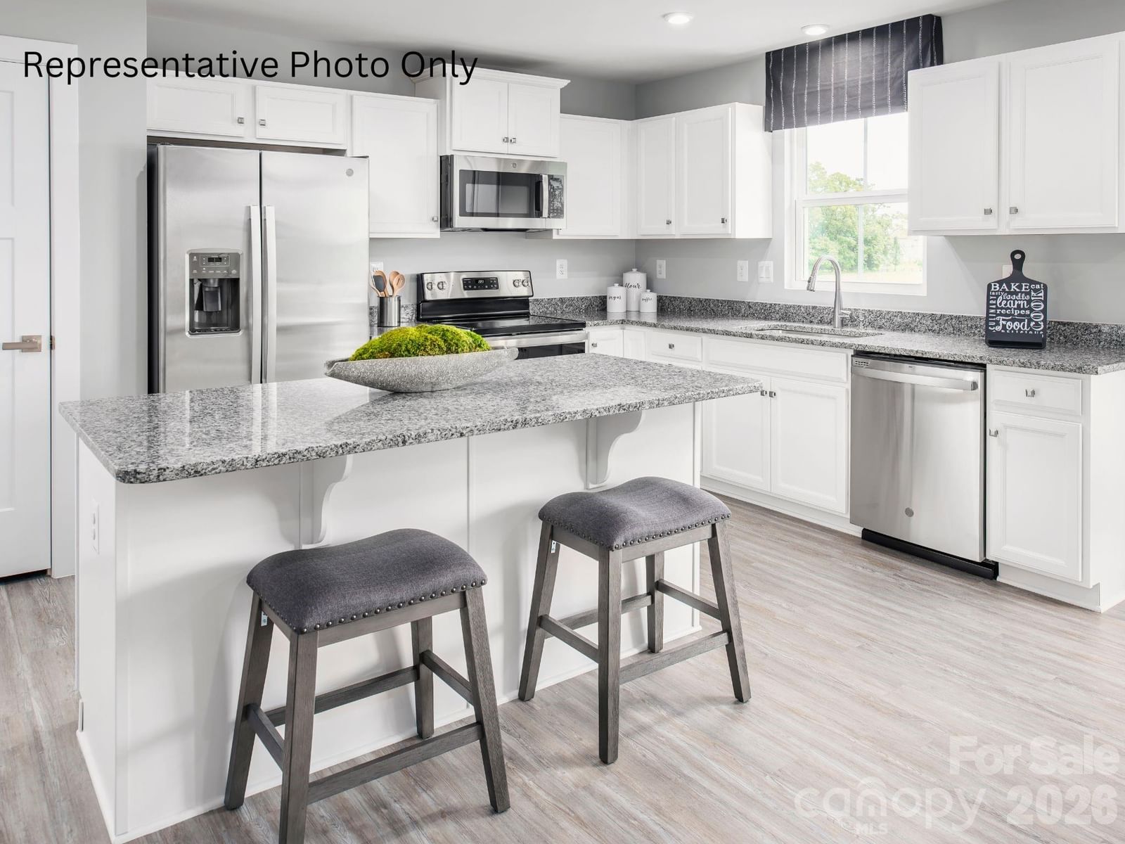 906 Pemberley Street, Lancaster, SC 29720 - Photo 2