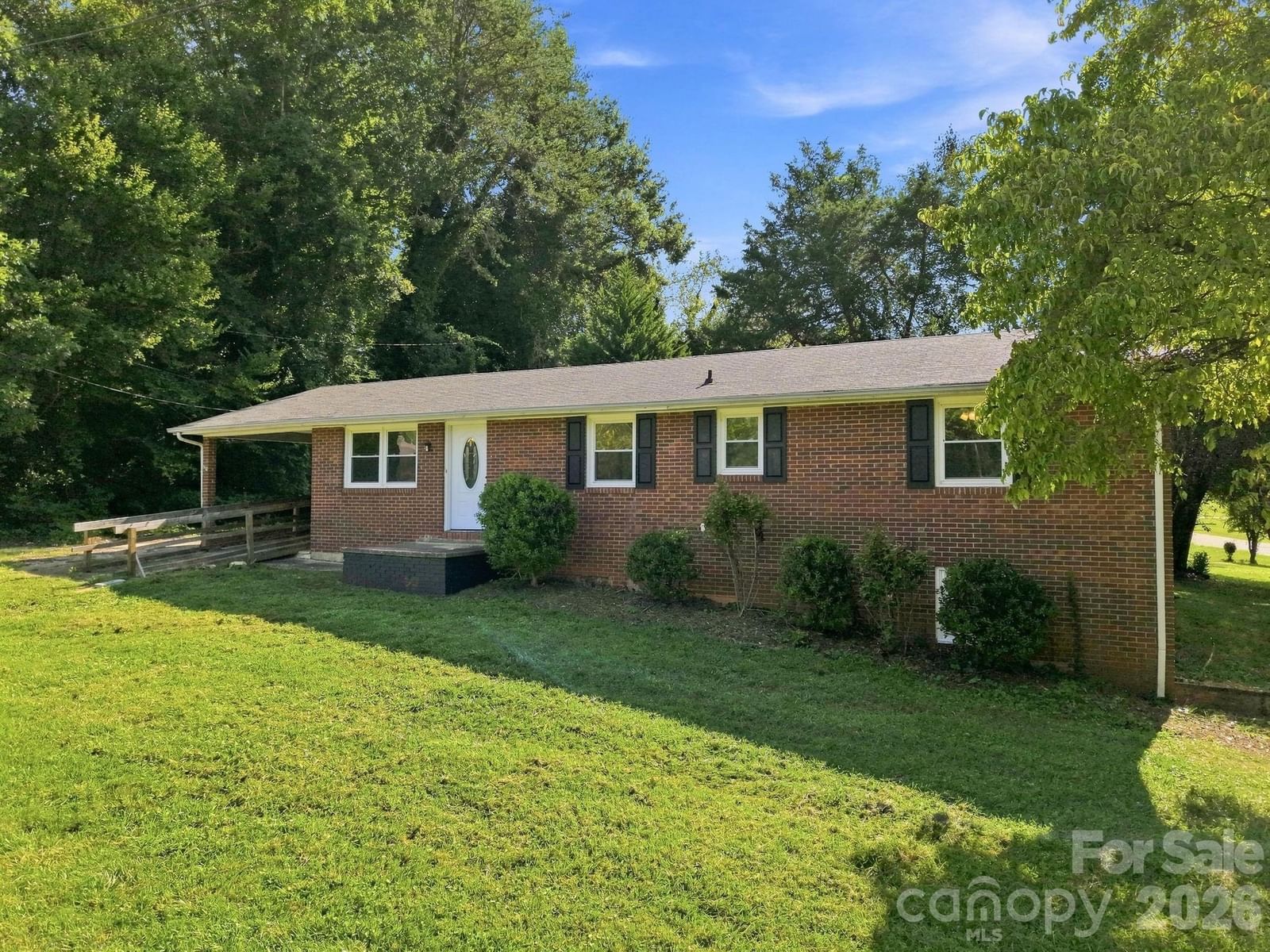 1021 Caldwell Avenue, Newton, NC 28658