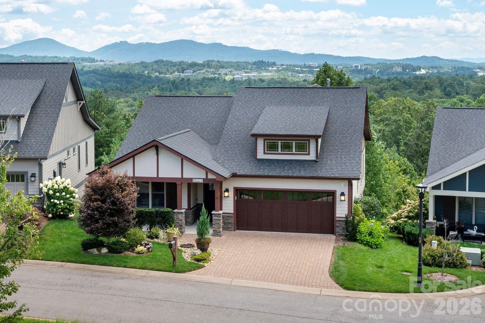 16 Britton Knoll Pass, Arden, NC 28704