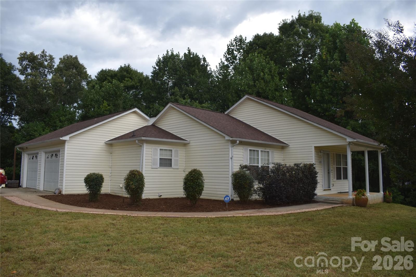 26 Chipmunk Ridge, Marion, NC 28752 - Photo 2