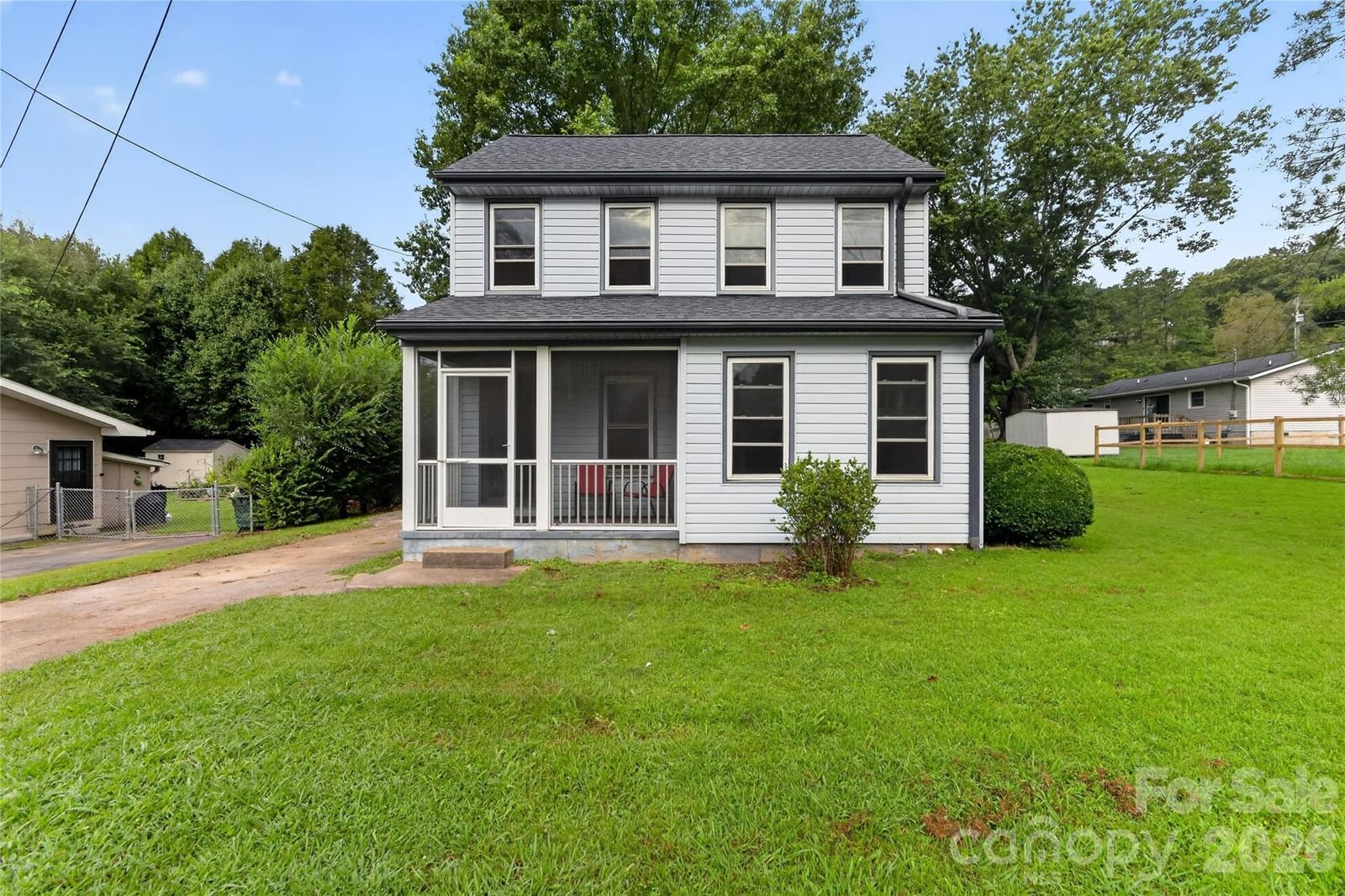 131 Spencer Street, Clyde, NC 28721 - Photo 2
