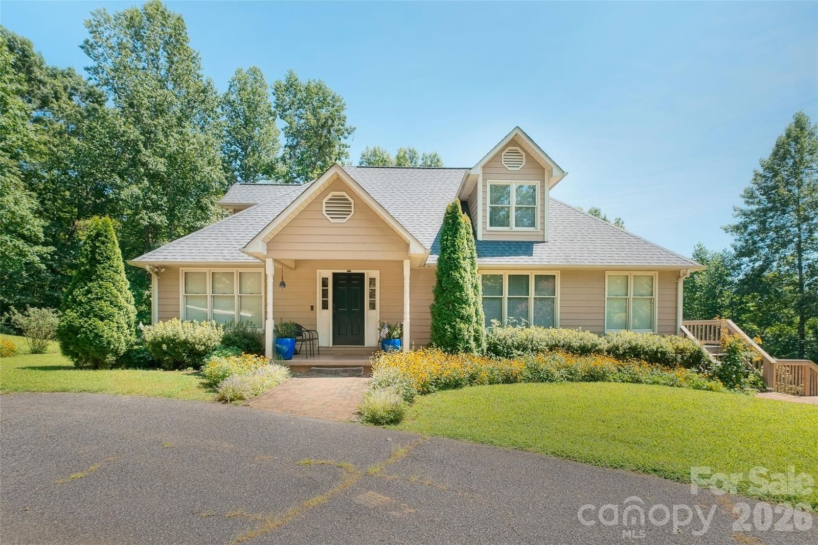 266 Cedarbrook Lane, Nebo, NC 28761