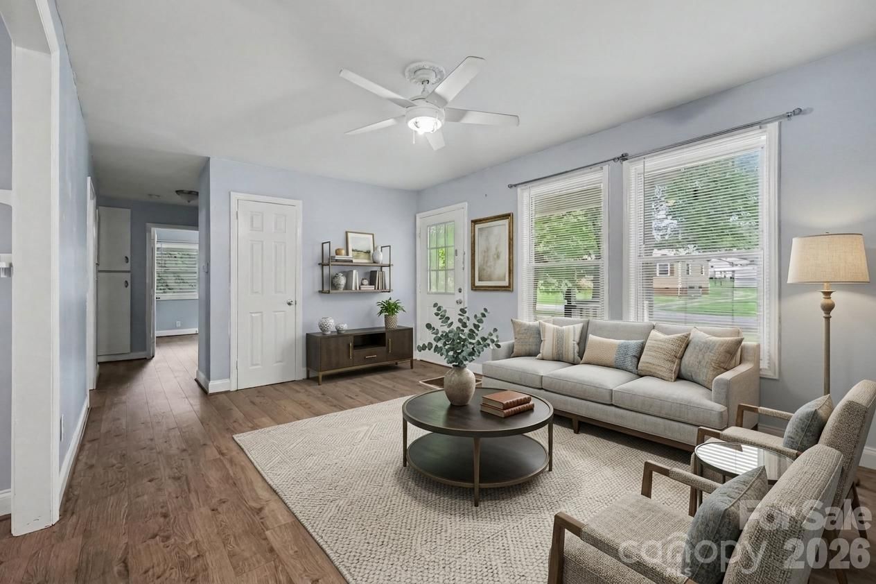 802 Stowe Drive, Lowell, NC 28098 - Photo 4