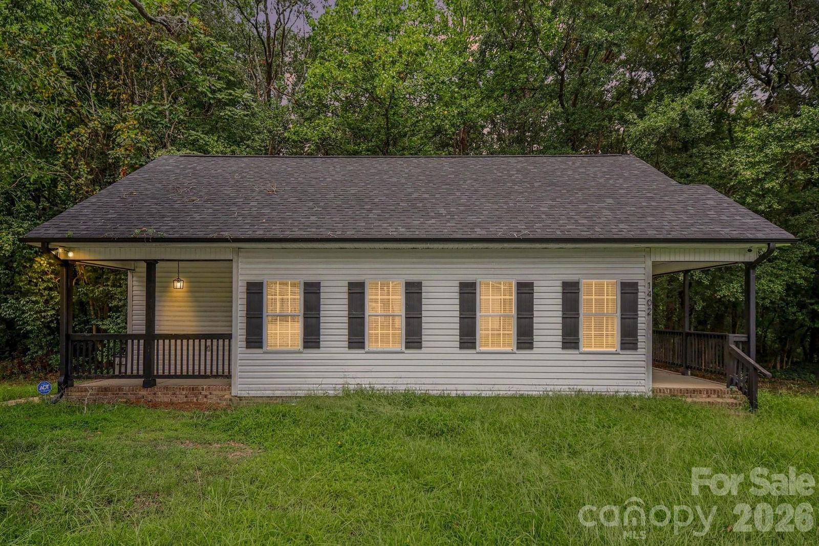 1402 Essex Avenue, Gastonia, NC 28052 - Photo 2