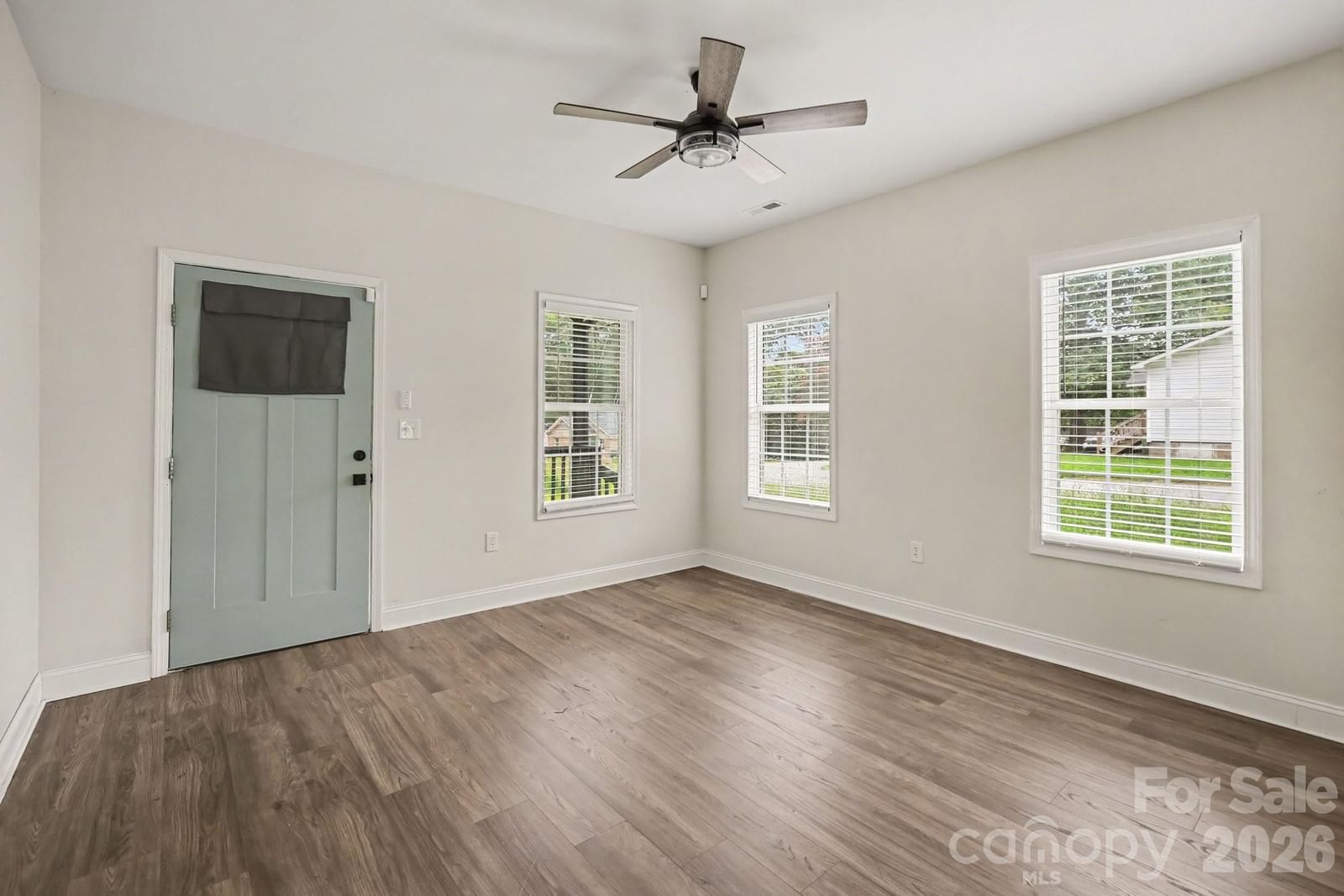 1402 Essex Avenue, Gastonia, NC 28052 - Photo 5