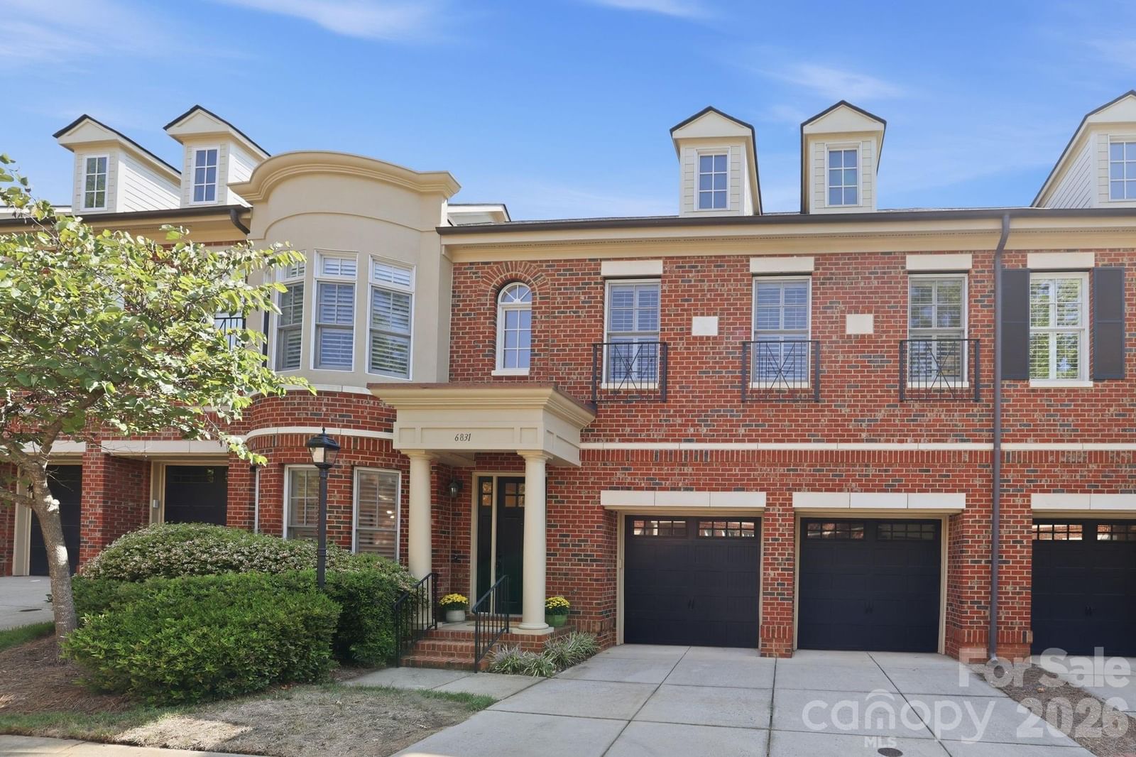 6831 Louisburg Square Lane, Charlotte, NC 28210