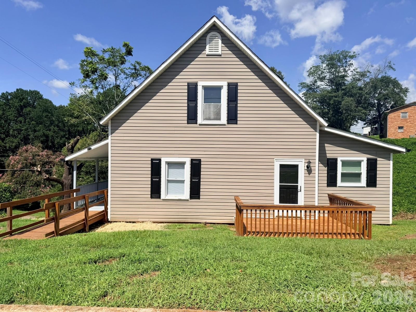 301 Magnolia Street, Granite Falls, NC 28630 - Photo 3
