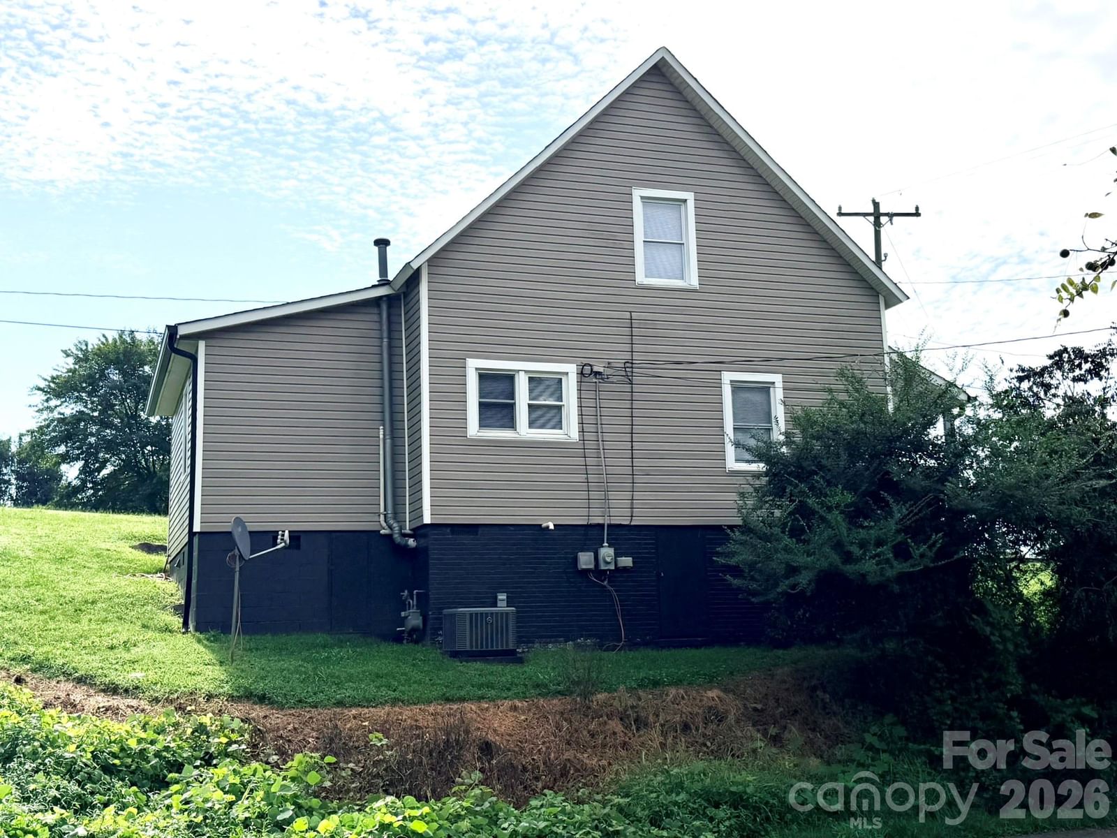 301 Magnolia Street, Granite Falls, NC 28630 - Photo 5