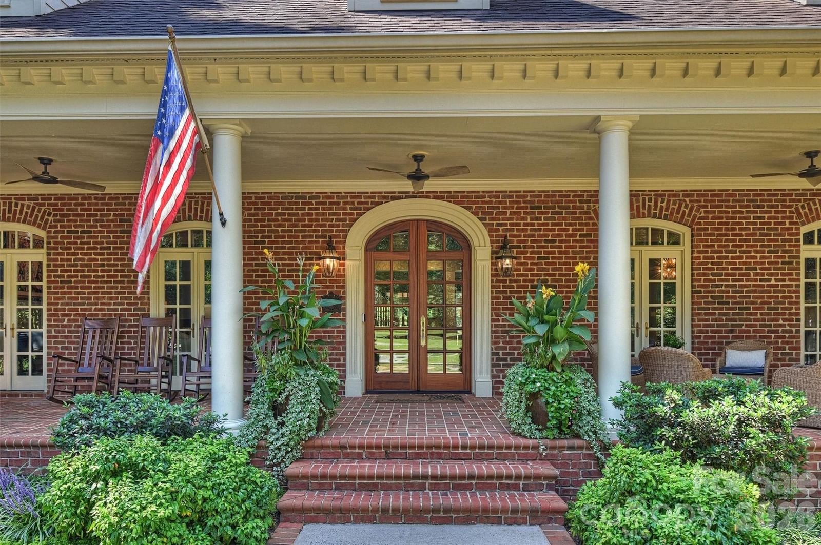 2115 Foxcroft Woods Lane, Charlotte, NC 28211 - Photo 2
