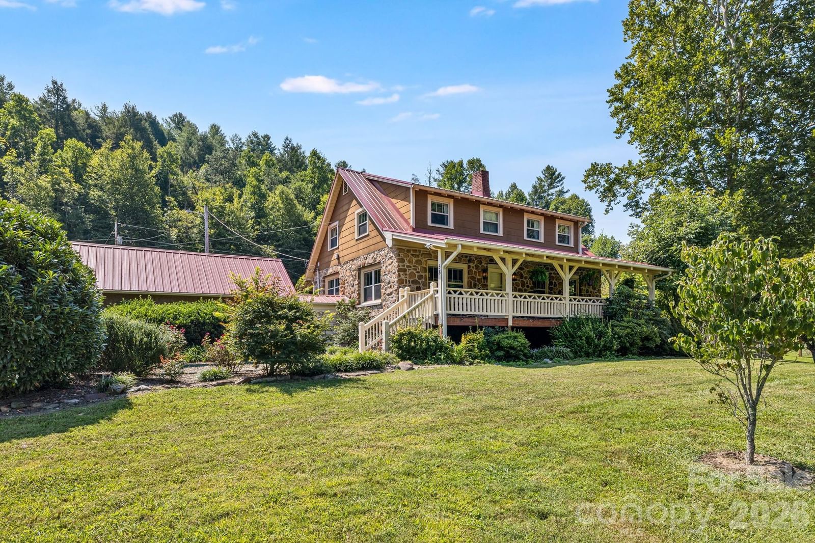 58 Guntertown Road, Marshall, NC 28753 - Photo 2