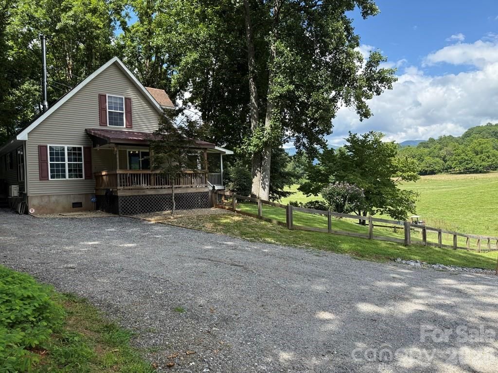 206 Bethabara Loop, Hayesville, NC 28904 - Photo 2