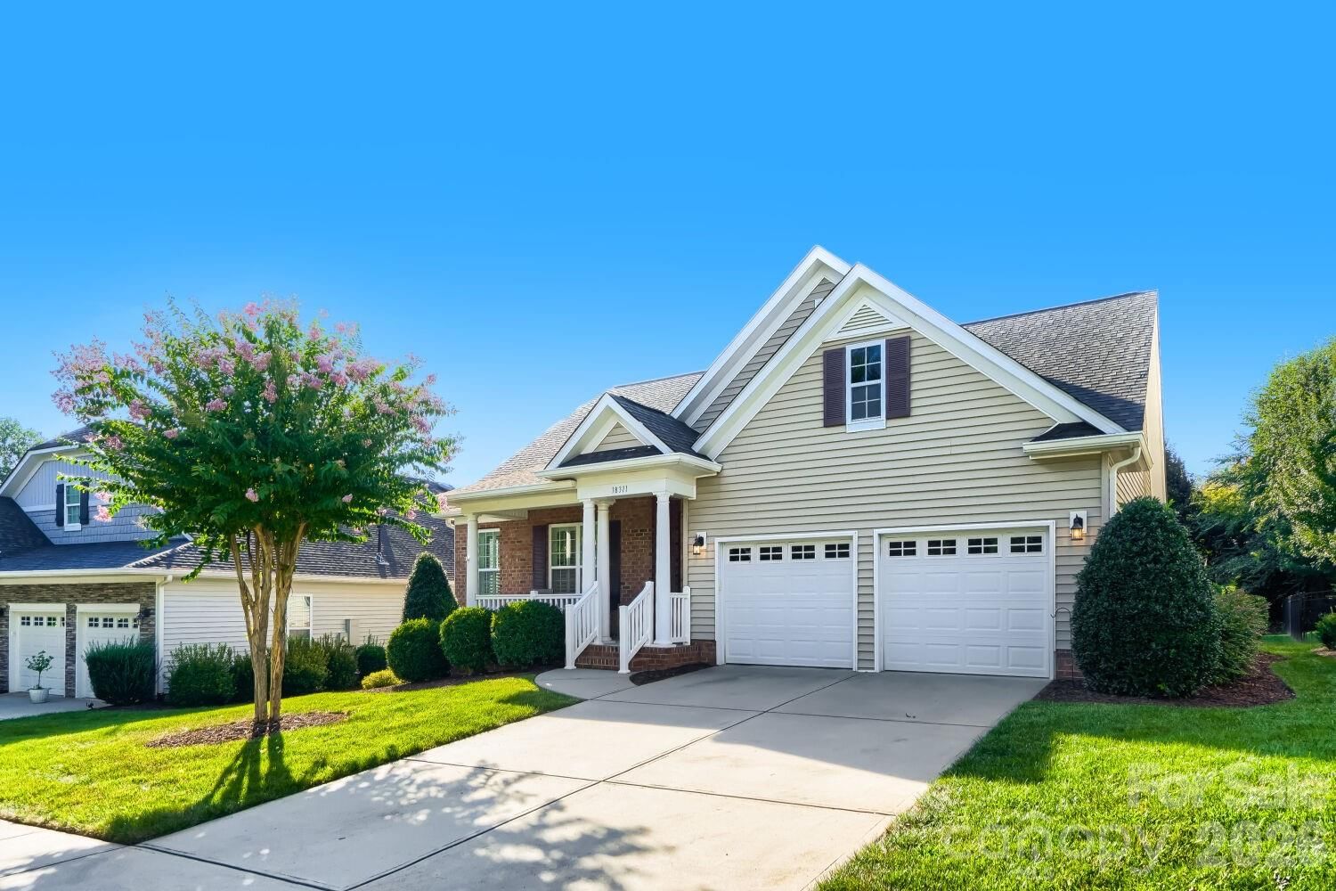 18311 Glenealy Drive, Cornelius, NC 28031 - Photo 2