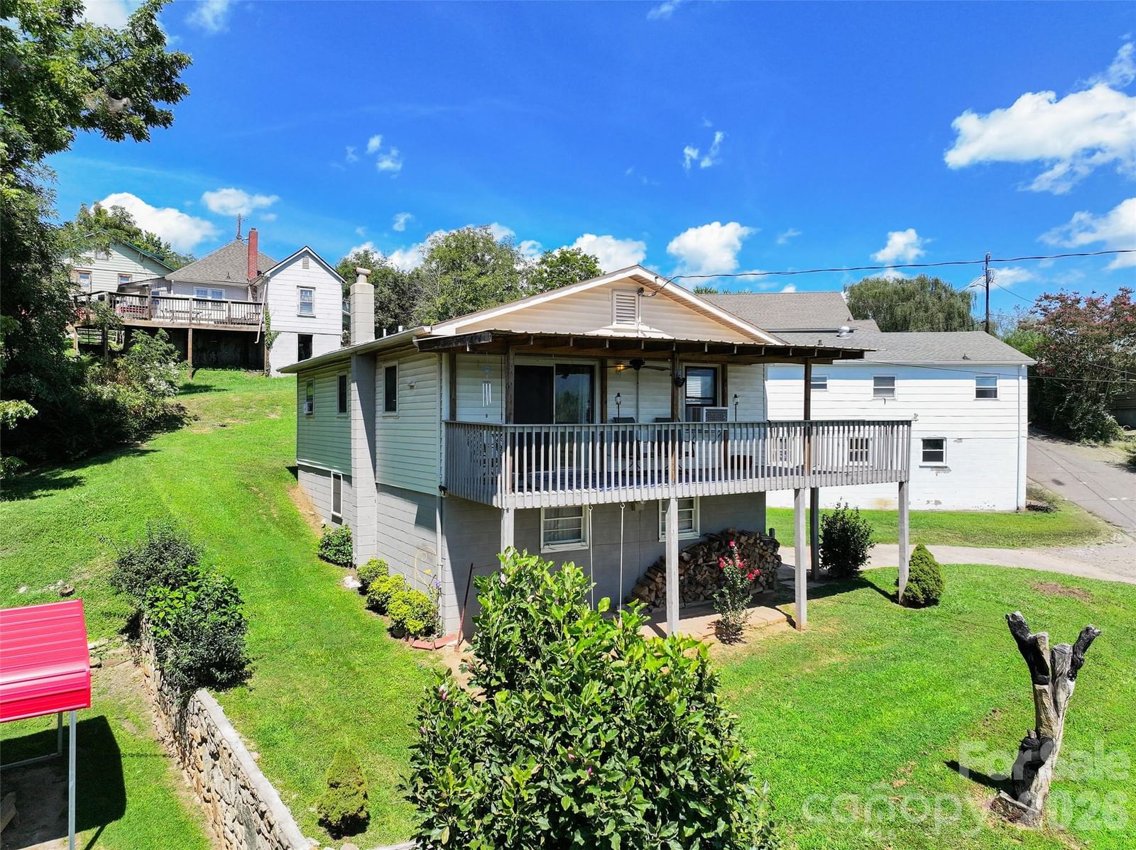 83 Rocky Street, Canton, NC 28716 - Photo 2