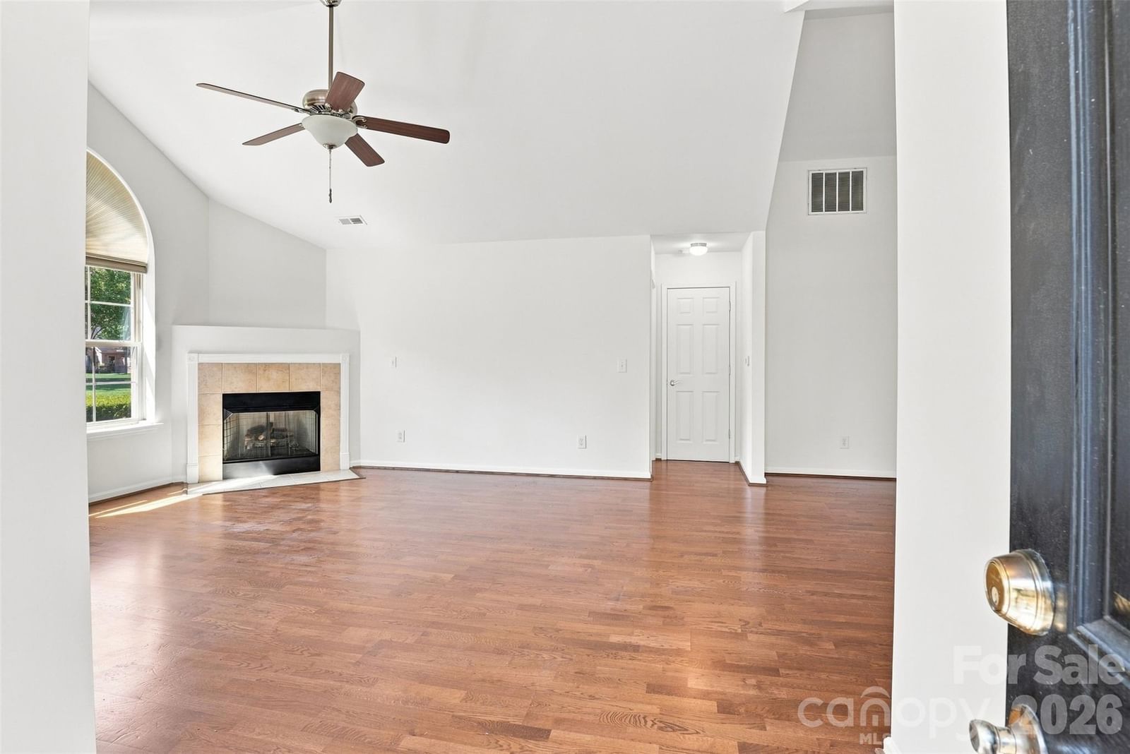 821 Ledgestone Court, Tega Cay, SC 29708 - Photo 4
