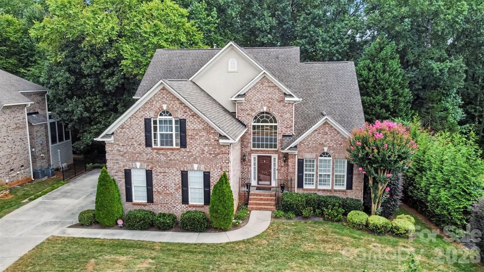 904 Carisbrooke Lane, Waxhaw, NC 28173 - Photo 2