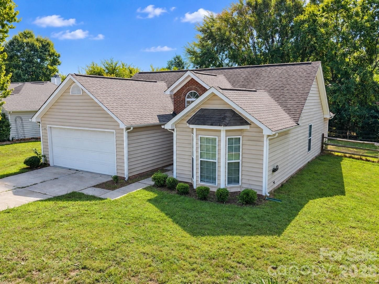 12704 Cumberland Crest Drive, Huntersville, NC 28078 - Photo 2