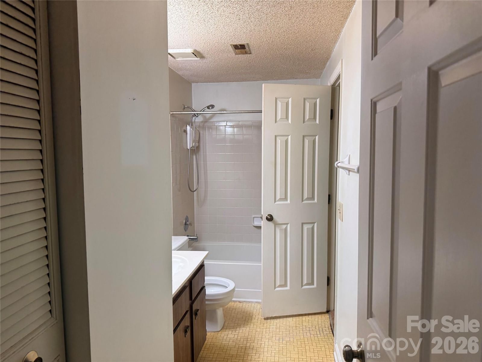 9762 Old Gate Drive, Matthews, NC 28105 - Photo 5