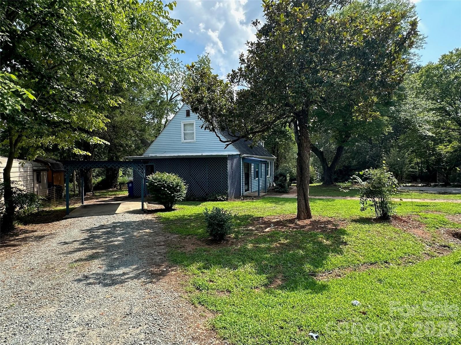 1012 Louise Road, Winston Salem, NC 27107 - Photo 5