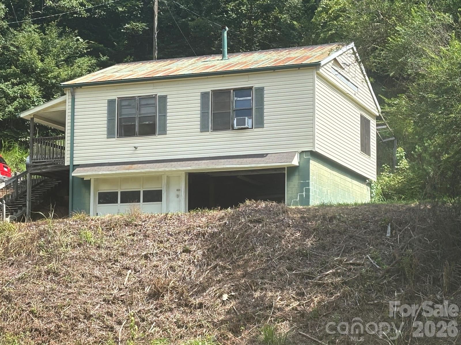321 Bartlett Road, Weaverville, NC 28787 - Photo 2