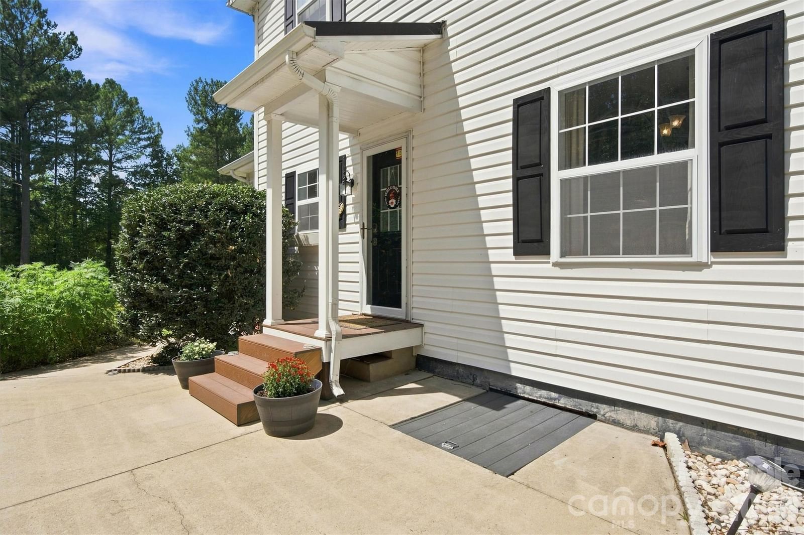 3686 Lake Bluff Drive, Sherrills Ford, NC 28673 - Photo 5
