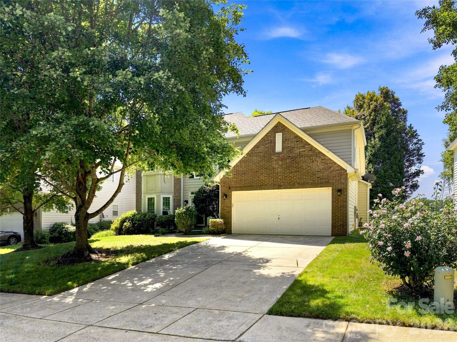 5477 Cambridge Bay Drive, Charlotte, NC 28269 - Photo 2