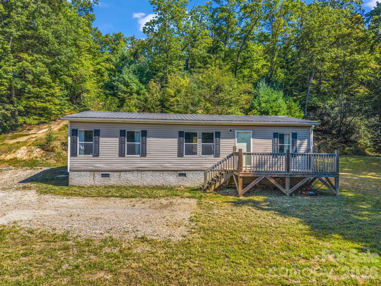 557 Sutton Mountain Ridge, Pisgah Forest, NC 28768 - Photo 2