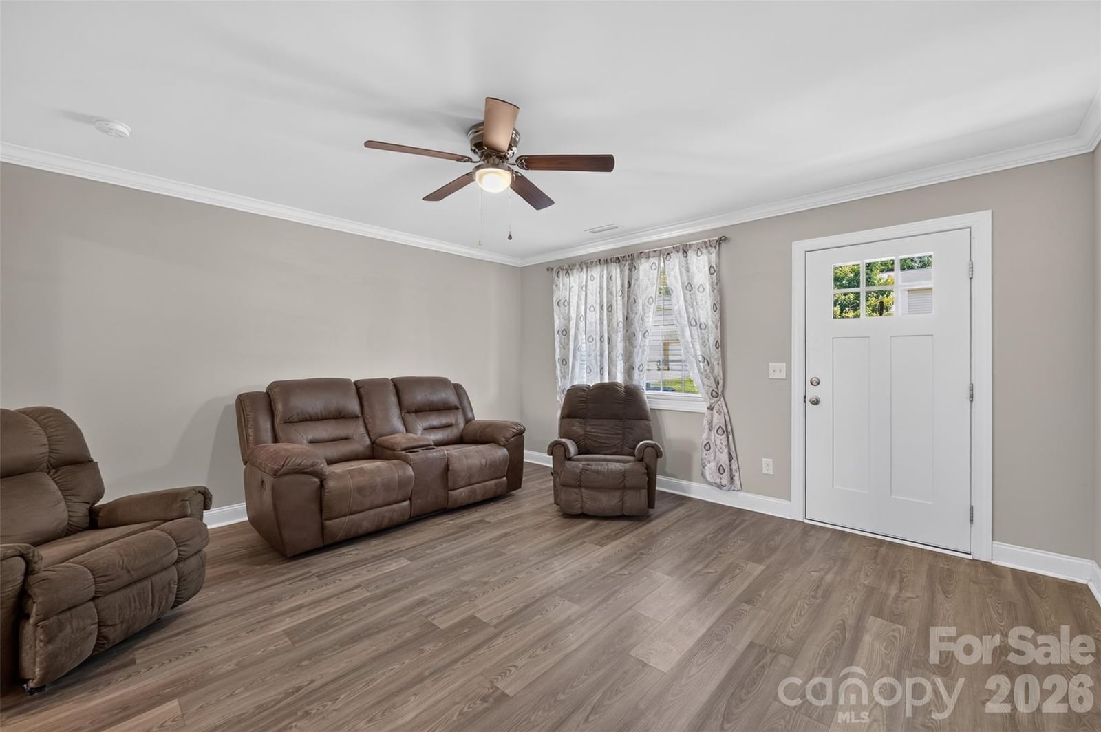 3919 Hemingway Drive, Hickory, NC 28601 - Photo 4
