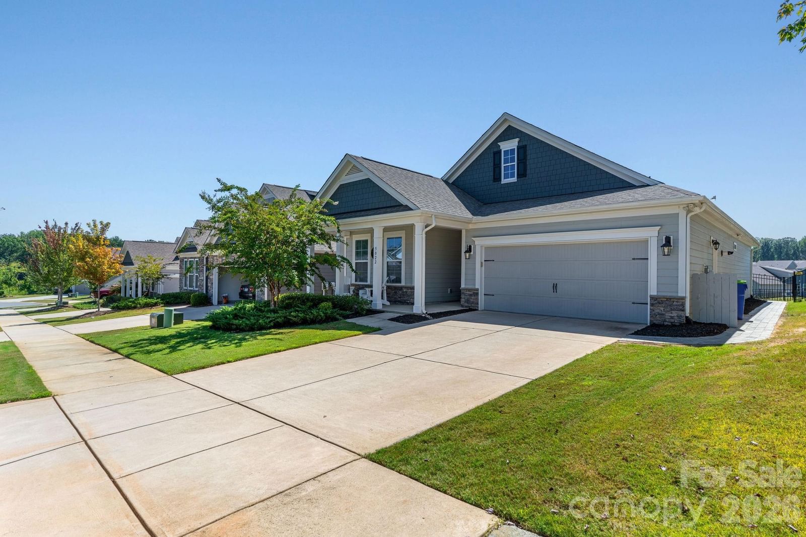 5022 Grand Champion Court, Denver, NC 28037 - Photo 2